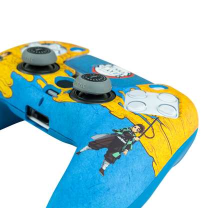 PS5 Demon Slayer Combo Pack Tanjiro