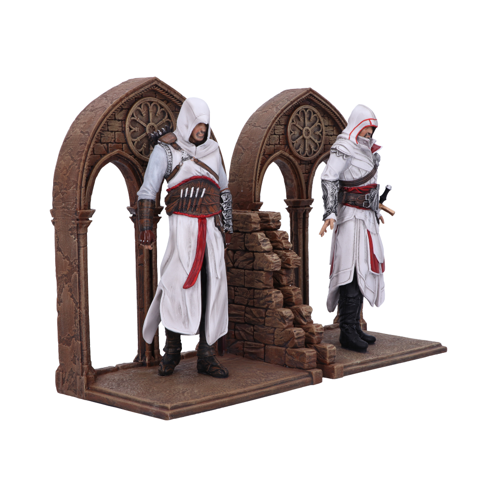 Assassin's Creed Altar and Ezio Bookends 24cm