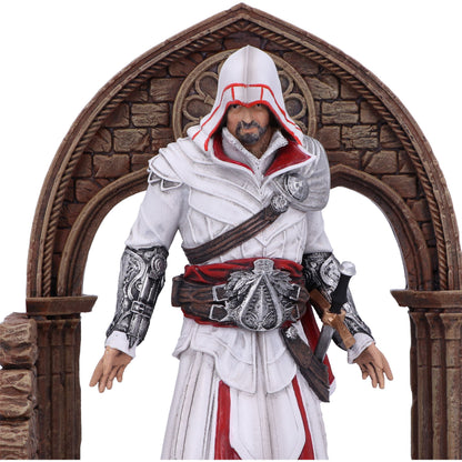 Assassin's Creed Altar and Ezio Bookends 24cm